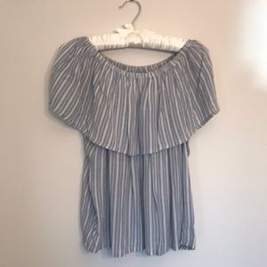 Off the shoulder Billabong top